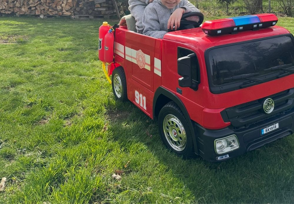 Masinuta electrica pompieri pt copii