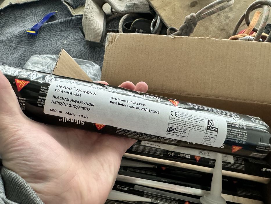 Sikasil WS-605s герметик