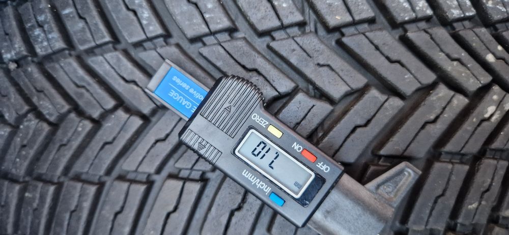 2 Anvelope Bridgestone 245 50 R18 M+S