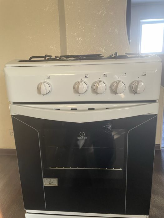 Продаеться новая газ плита.