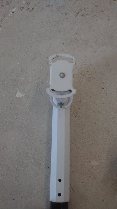 Antenă parabolică plată