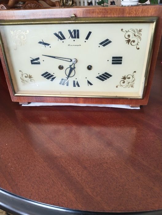 Часы настольные " Январь"