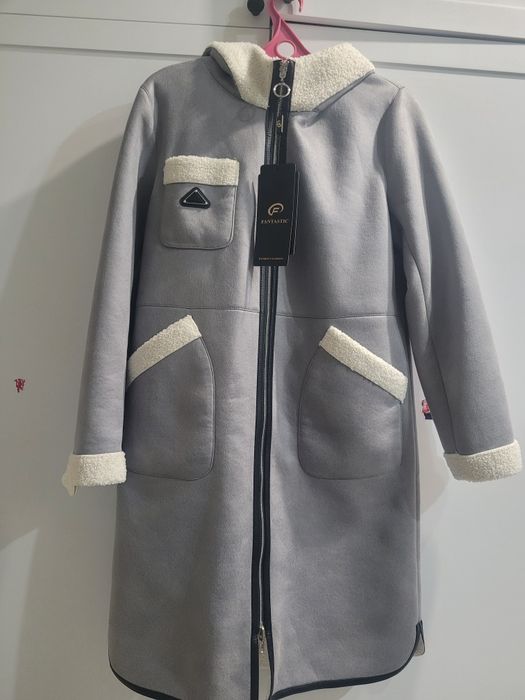 Продаётся новая дубленка, двухсторонняя