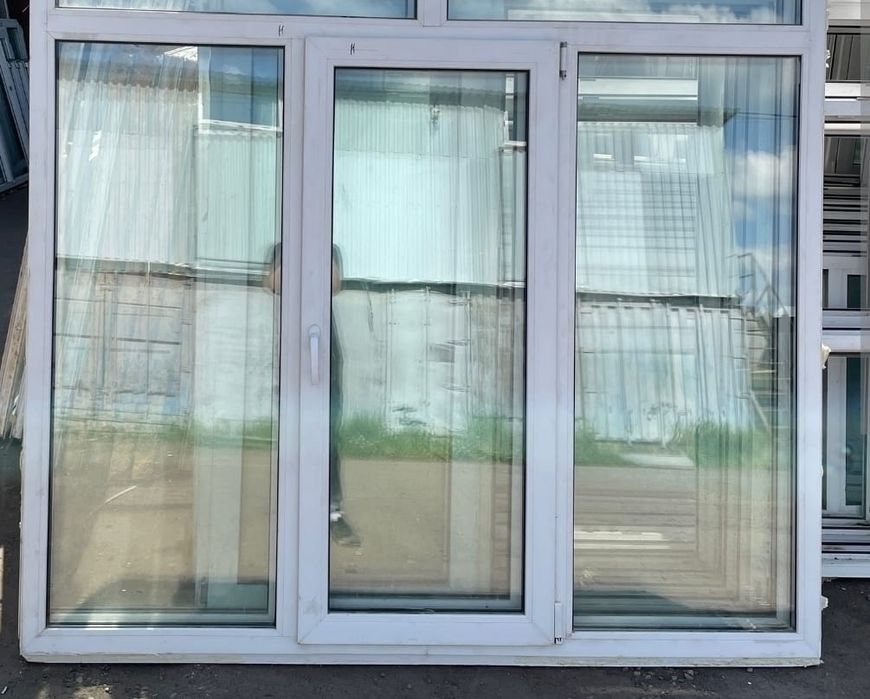 Срочно продам пластиковые окна почти новый