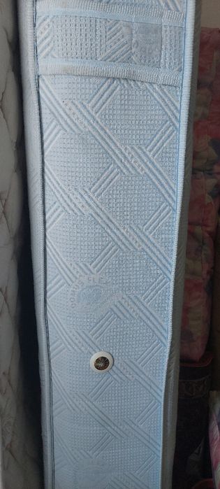 Vând 3 saltele Prestige Domusflex, 90/200 cm. Grosime 25 cm.