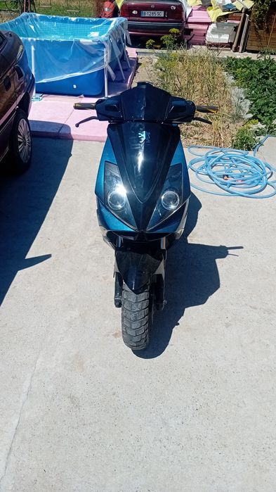Vând peugeot jet force 50cc