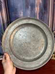 DN627 Farfurie de 1,1 kg 35 cm diametru zinn - cositor veche