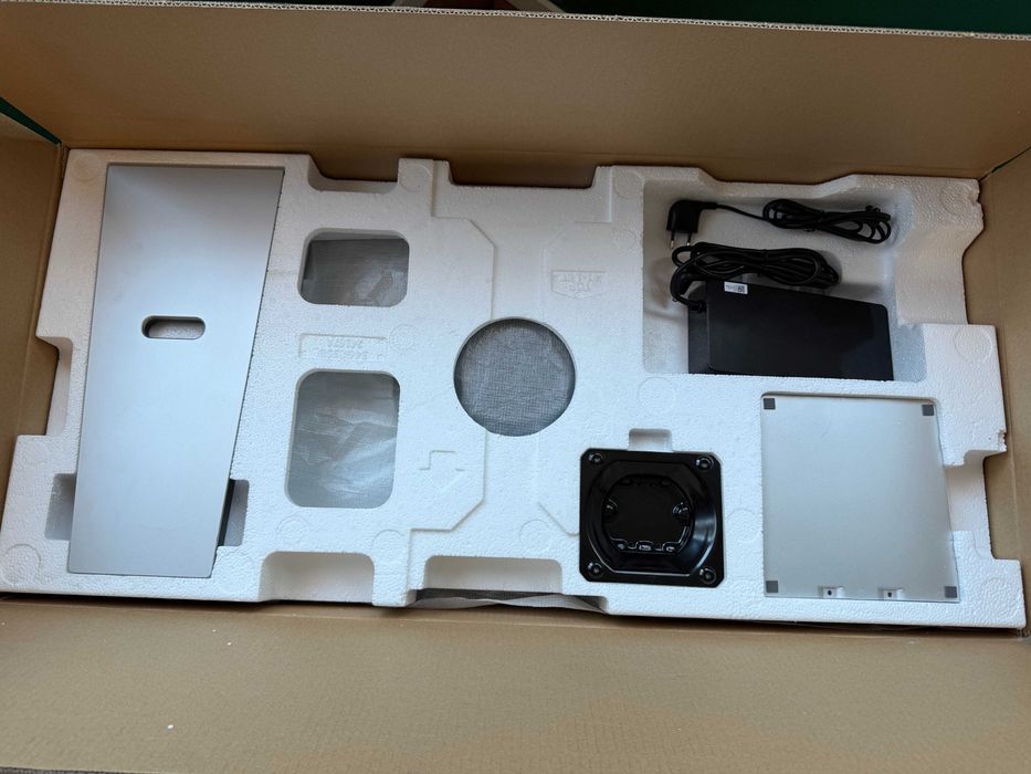 Samsung Odyssey HDR OLED G8 G85SB, 34'', 3440x1440, 21:9, 175Hz, 0.1ms