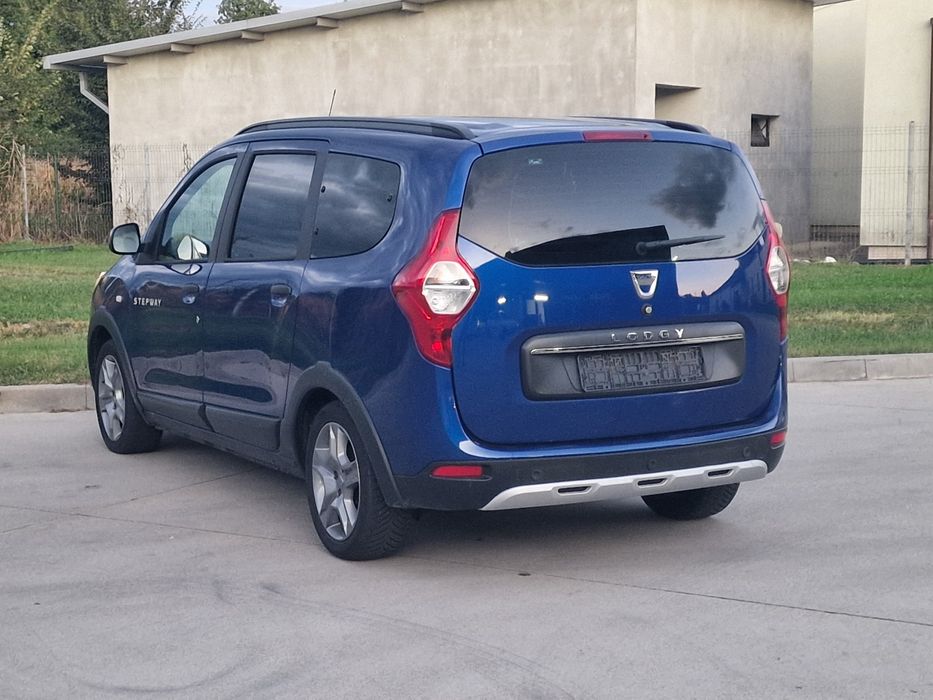 Dacia Lodgy Stepway 2022 - 7 Locuri - TVA Deductibil - Schimb