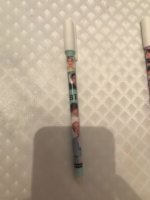 Ручки  с  Bts!!!