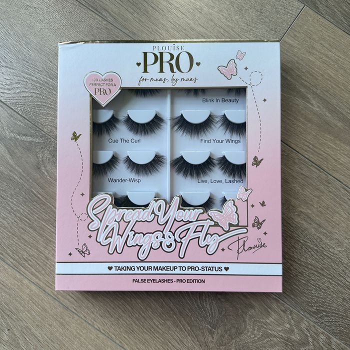 P.Louise Pro Lash Book - комплект от 10 чифта мигли