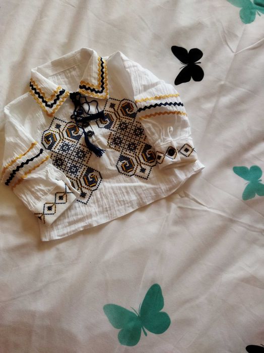 Set ie tradițională tată și băieței