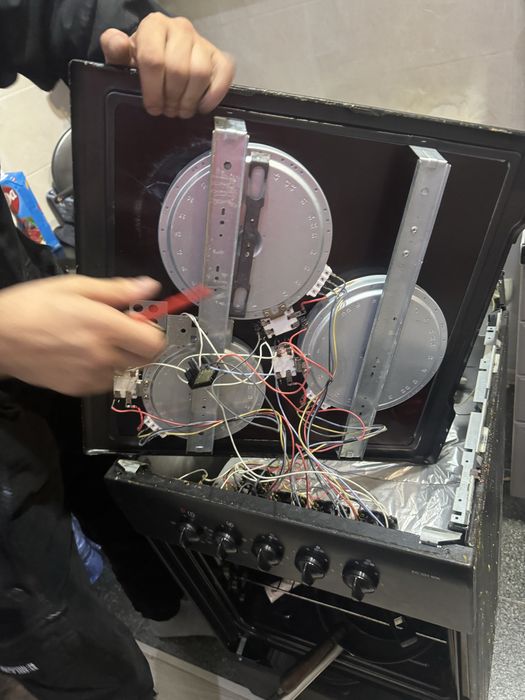 Ремонт электроплит варочной поверхности духовок микроволновок духовки