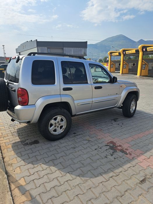 Jeep cherokee liberty 3.7l