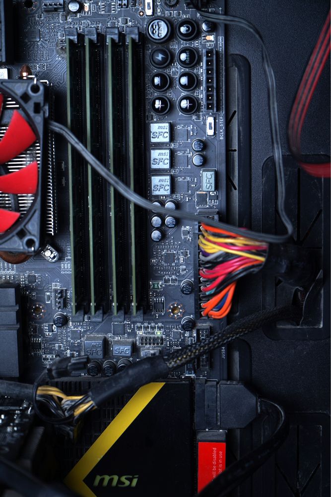 Игровой компьютер/i7 nvidia geforce GTX 960 sli/2 видеокарты/ssd 512гб