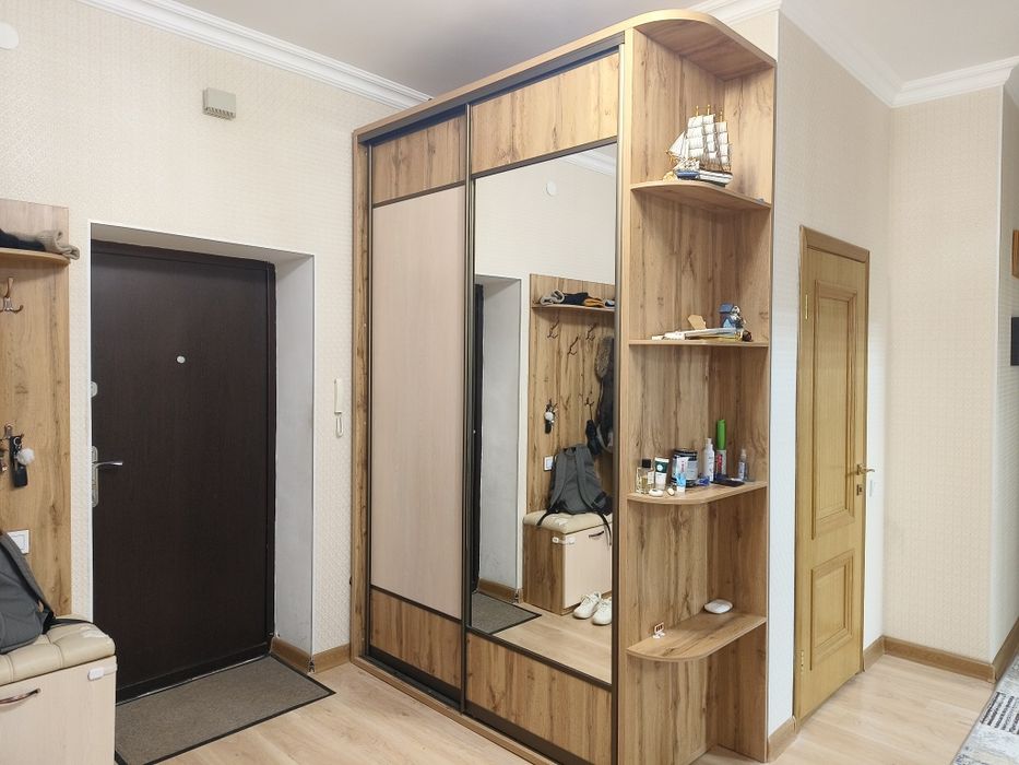 Прихожая, срочно!