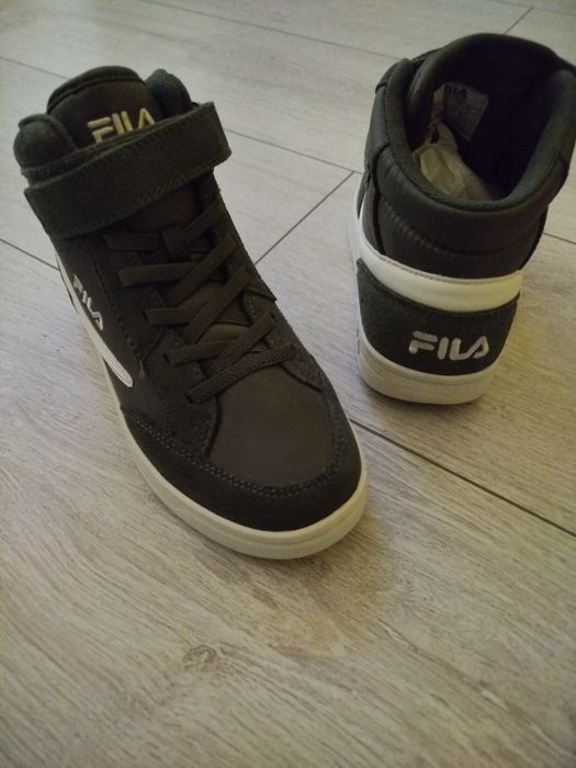 Детски кецове Fila 33 номер!!