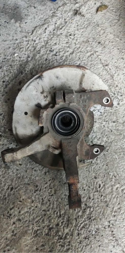 Шенкел за Kia Rio 1.5 2002