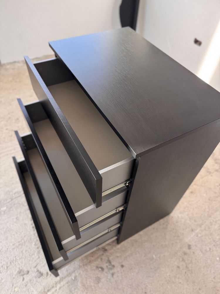 Comodă - ikea malm , foarte bine întreținută