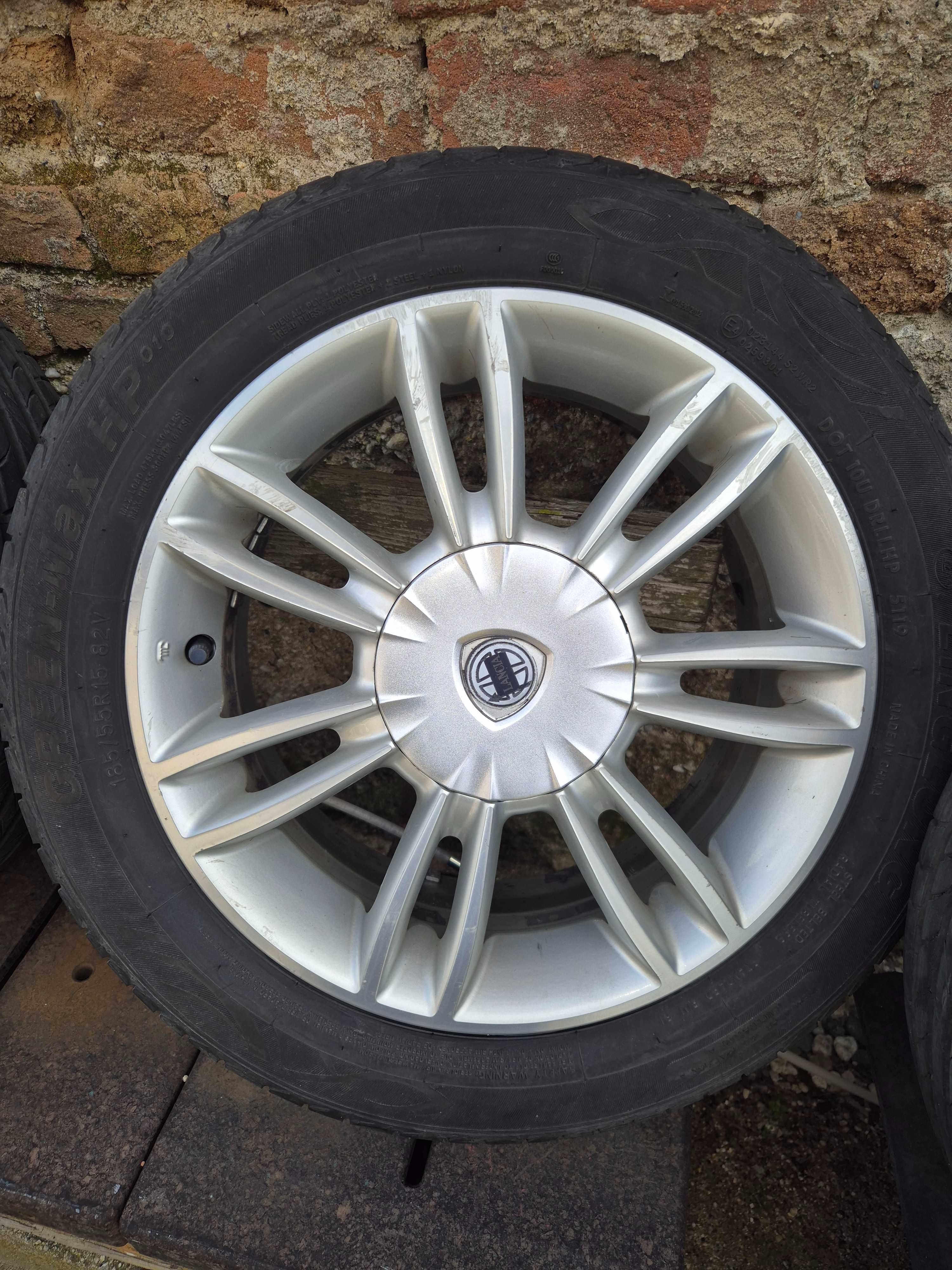 Продавам лети джанти с комплект гуми 185/55/R15, 4x98