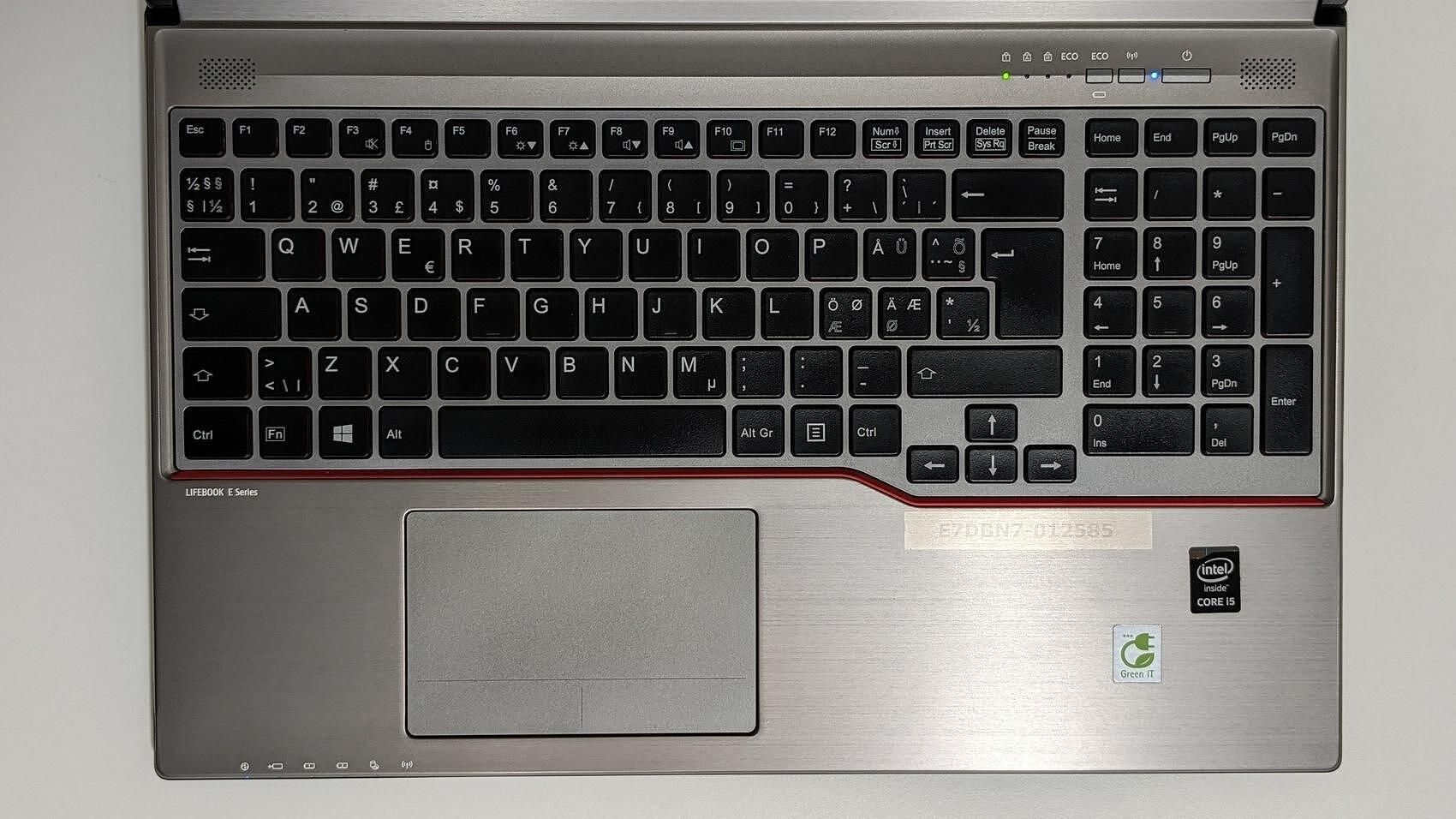 Fujitsu LifeBook E754 15.6" 1920x1080 i5-4300U 8GB 256GB без камера