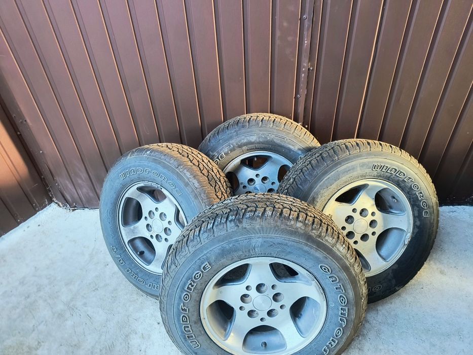 Cauciucuri 225/75r15 cu jante aliaj 5x114/3