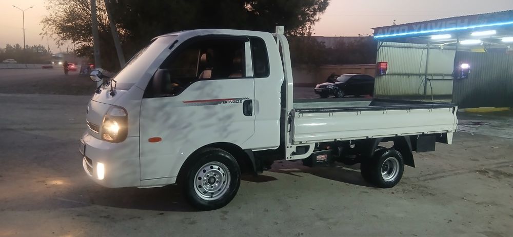 Kia sotiladi xama joyi zur ishlaydi aybi yuq yili 2018