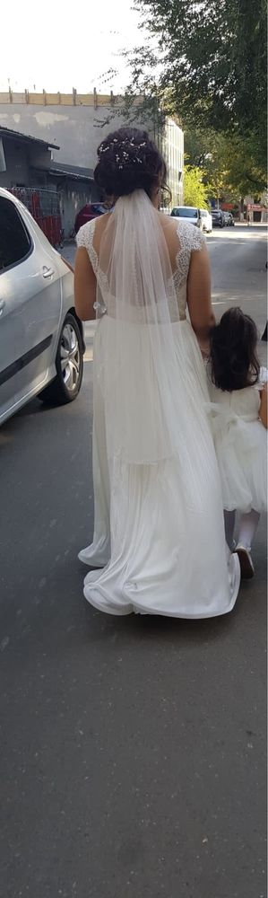 Vand rochie de mireasa