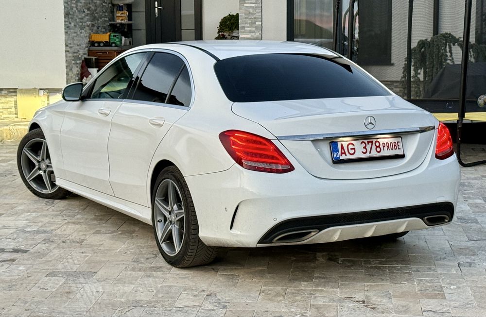 Mercedes-Benz C200 AMG automat camera led km reali rate/buy/back
