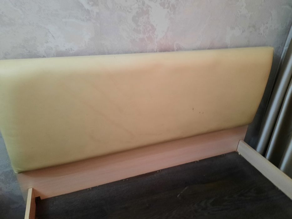 Продам кровать двухспальную