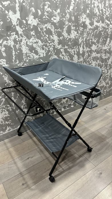 Пеленальный столик