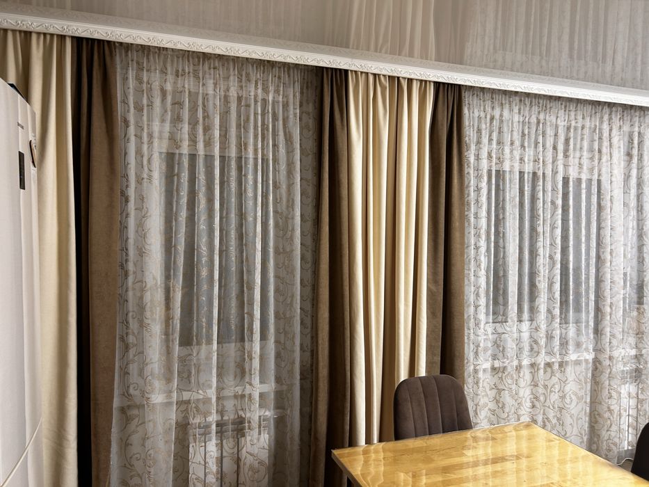 Продается тюль с золотыми элементами
