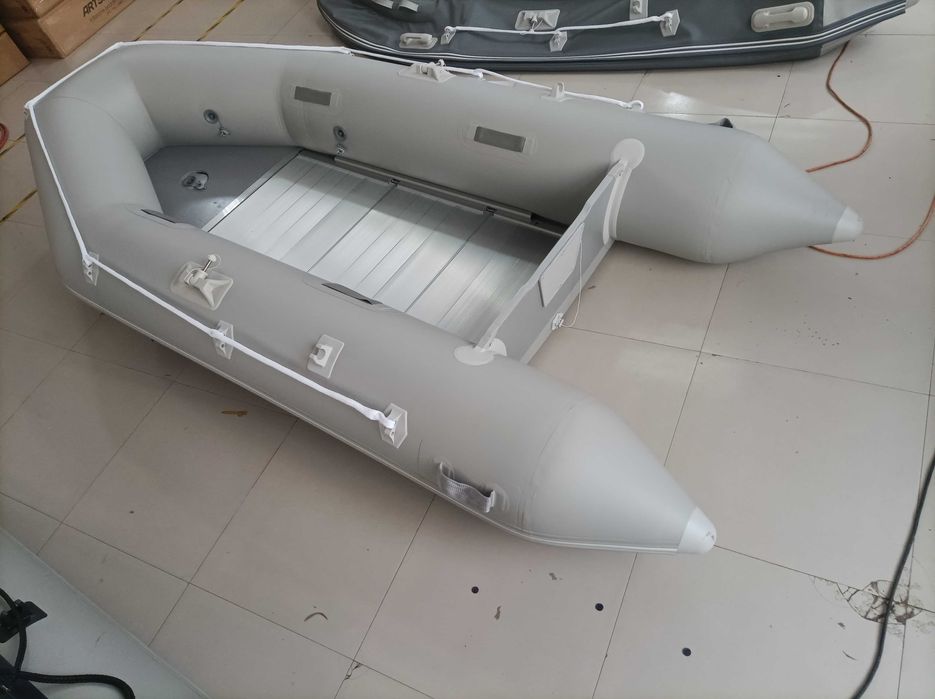 Barca Gonflabila 320cm Visoli cu podina din aluminiu si chila V
