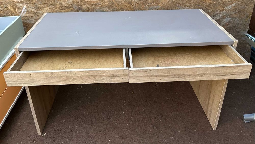 Birou Solid cu 2 sertare; Masa de lucru cu blat 135x60 cm