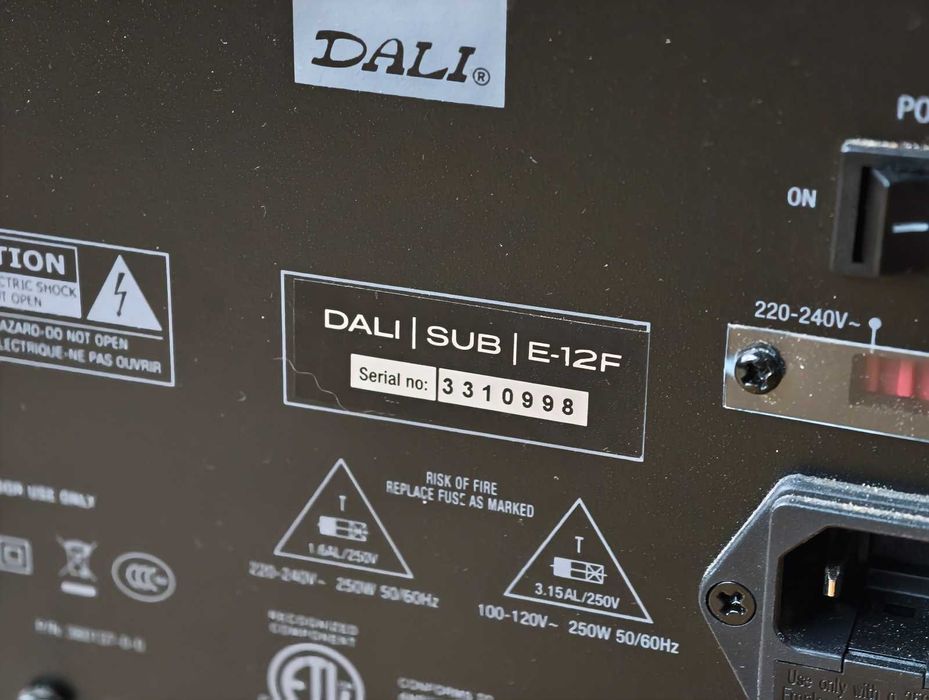 Събуфер DALI SUB E-12F White Satin