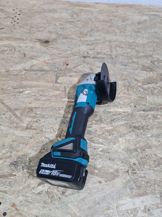Flex brushless Makita DGA504