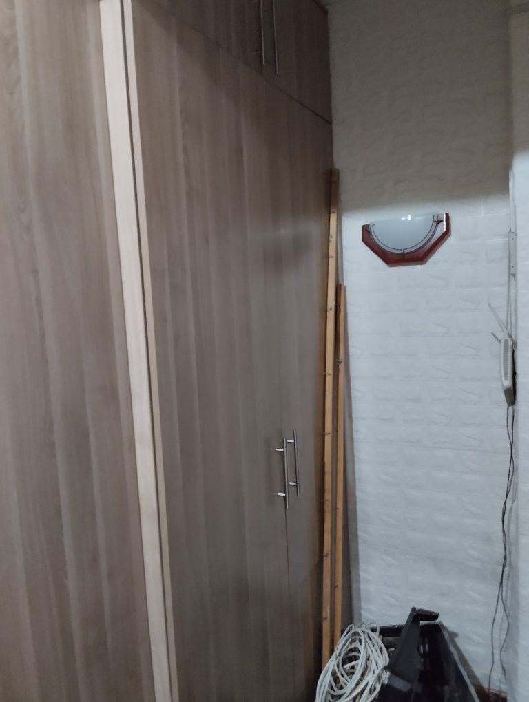 Продам шкаф. Состояние отличное.