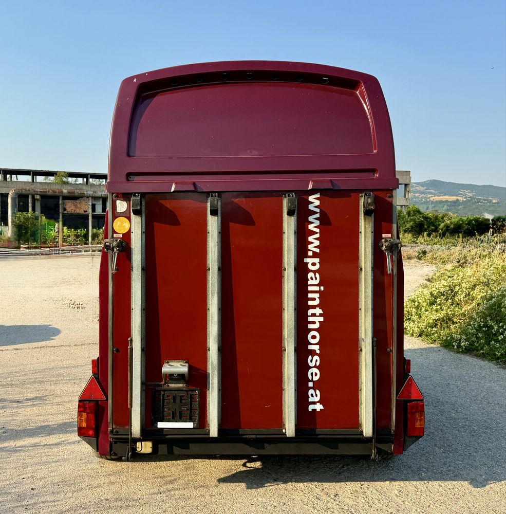 Ремарке за коне WESTFALIA