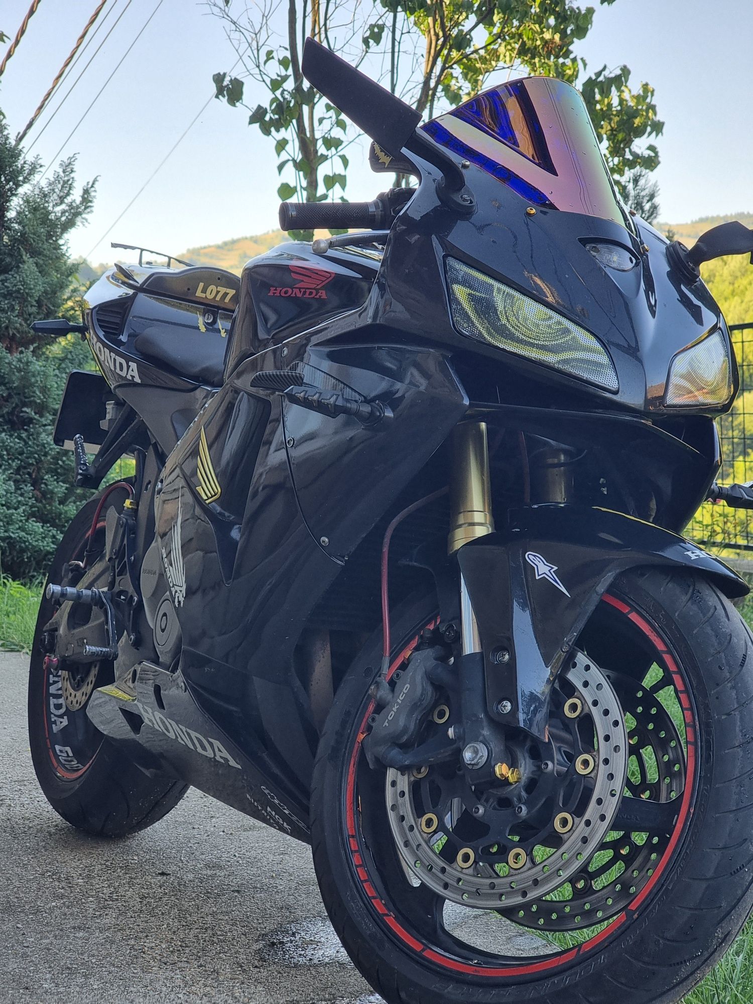Vând motocicleta Honda CBR 600 RR. 2005  Întreținută, gata de drum