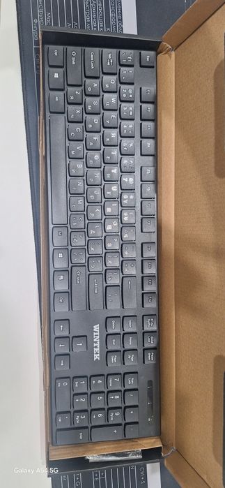 Продаю клавиатуру новую