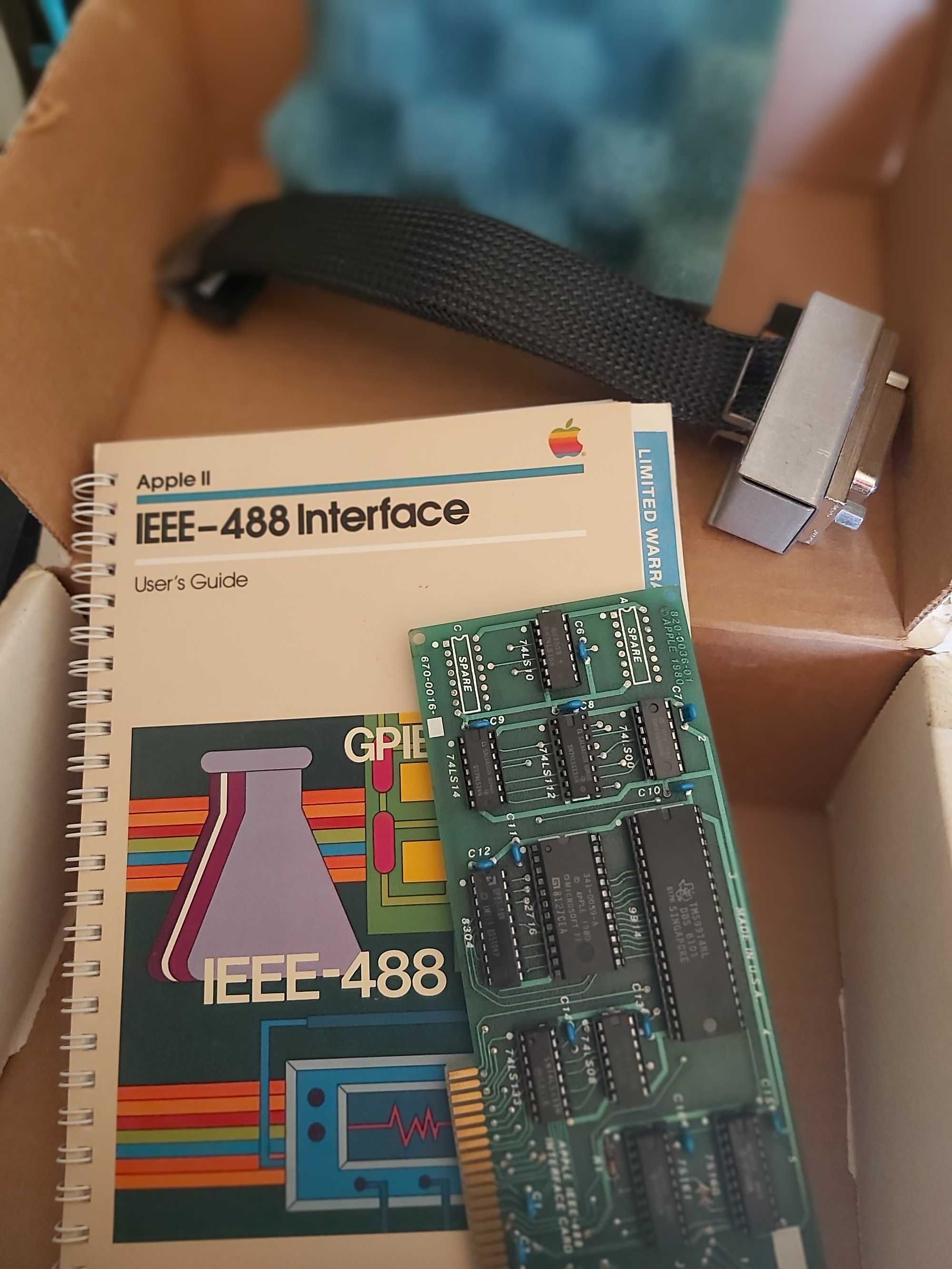 Apple IIe цветен монитор хард диск и периферия !