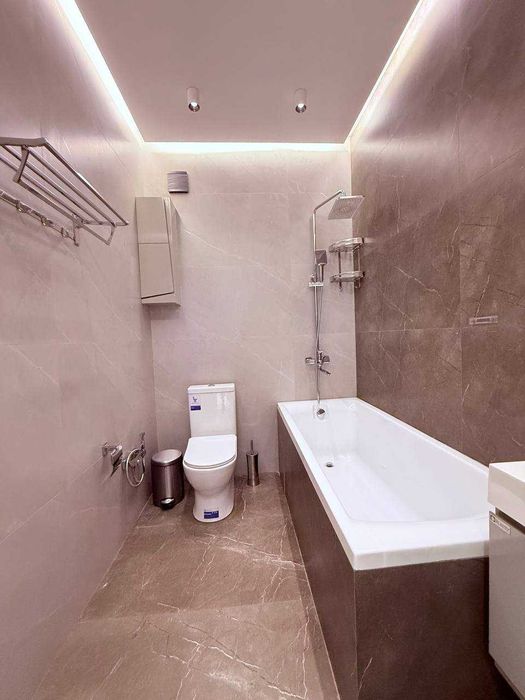 3-х комнатная 8-роддом (с выходом на балкон) ID: 4300