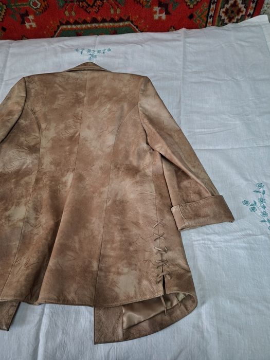 Продается кожанная куртка