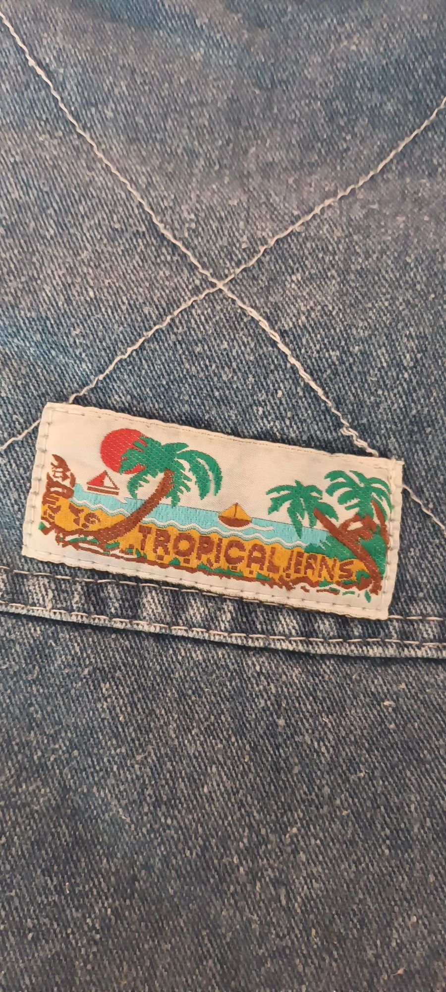 Tricou coca cola si 2 perechi pantaloni scurti