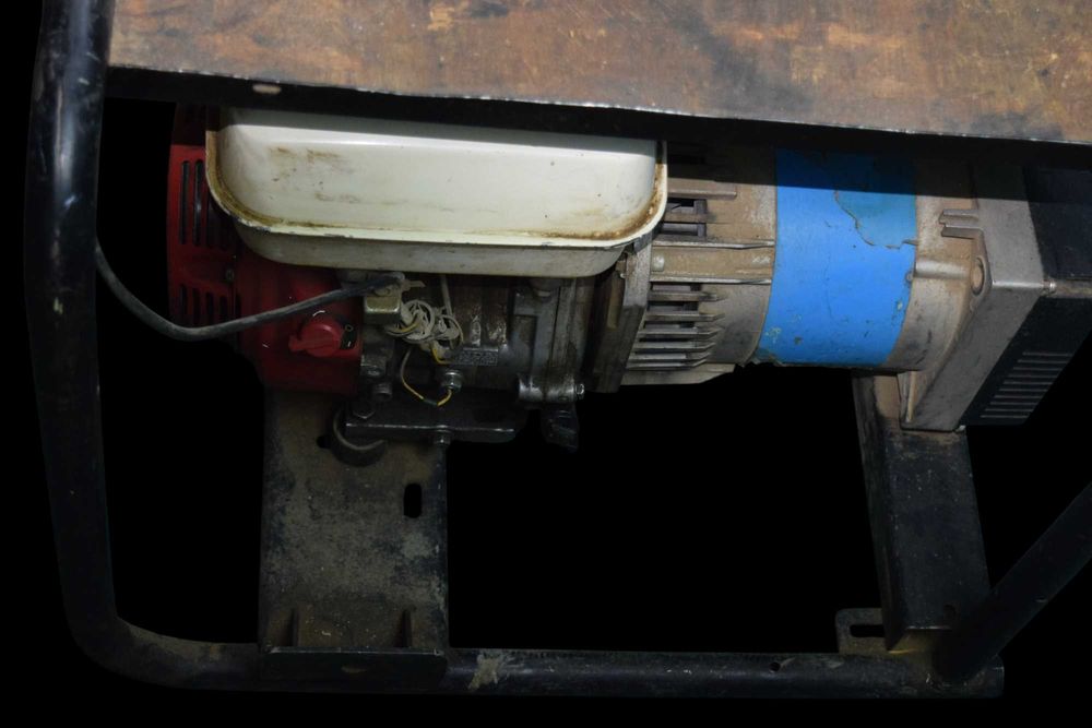 Generator Honda GX270 – 9.0 CP, 4 kVA, pe benzină