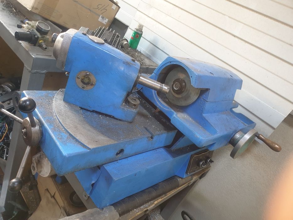 Шлифовальный станок (косозубый/круглошлифовальный)