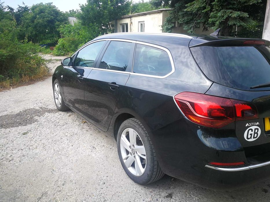 Fata completa / Piese Dezmembrari  Opel Astra J  1.7 CDTI A17DTF