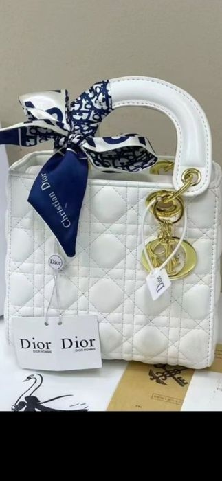 Geantă Christian Dior, model 2026, 3 modele
