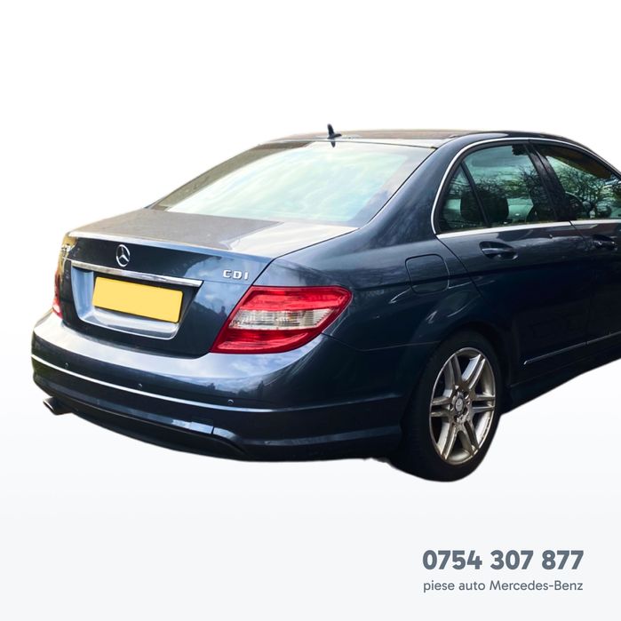 Spate Grila Bara Portbagaj Stop Far Mercedes AMG C Classe W204