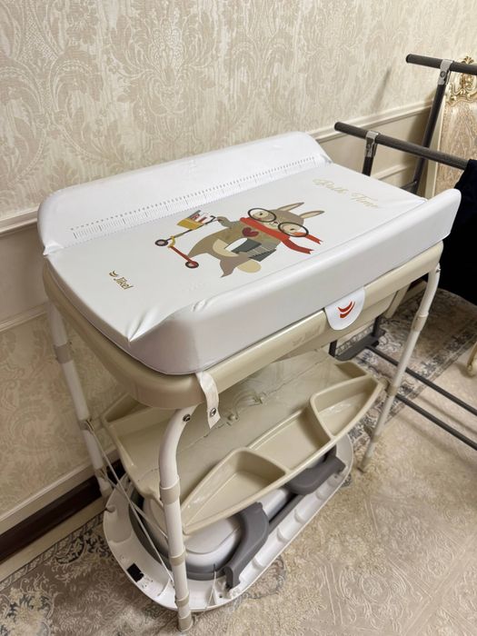 2/1 Pelenalniy + Vannochka dlya novorojdennix absolyutno noviy